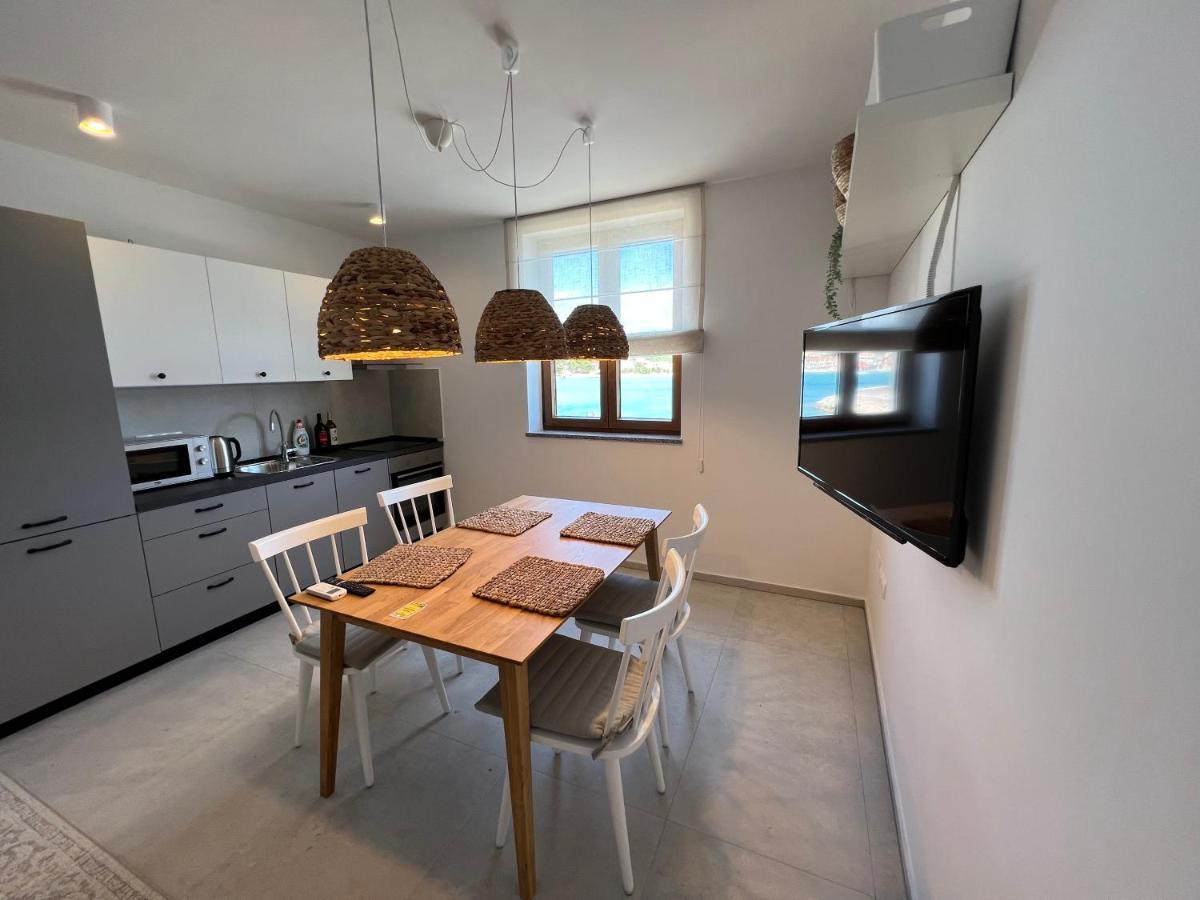 Apartment Suzana Tisno Exterior foto